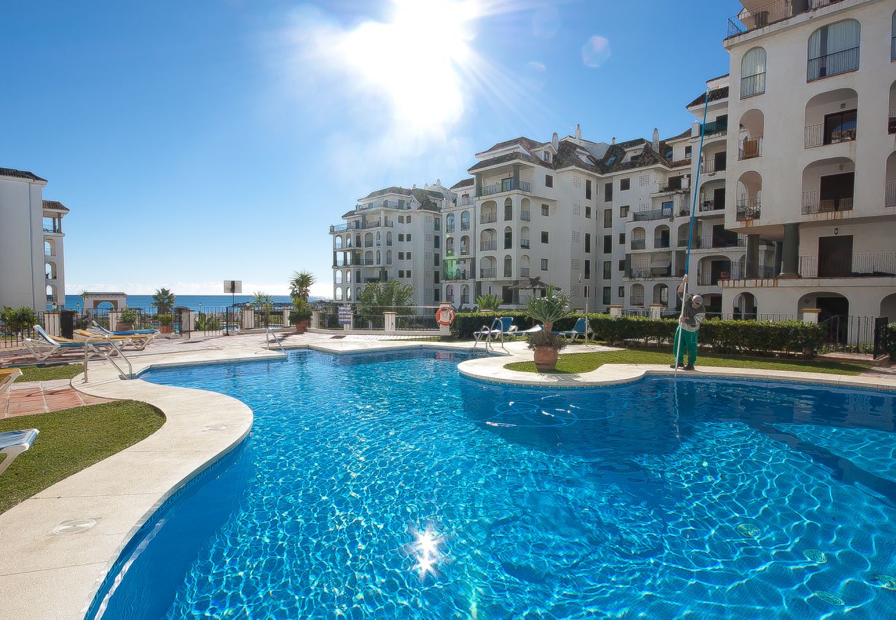 Apartamento en alquiler de vacaciones en Marina de la Duquesa